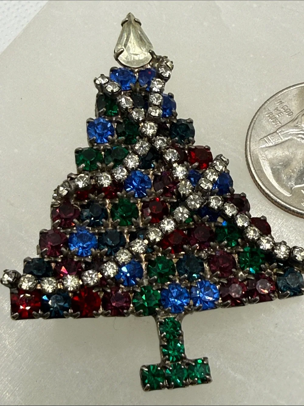 Vintage special rhinestone Christmas Tree Brooch Pin Sparkling Holiday Jewelry